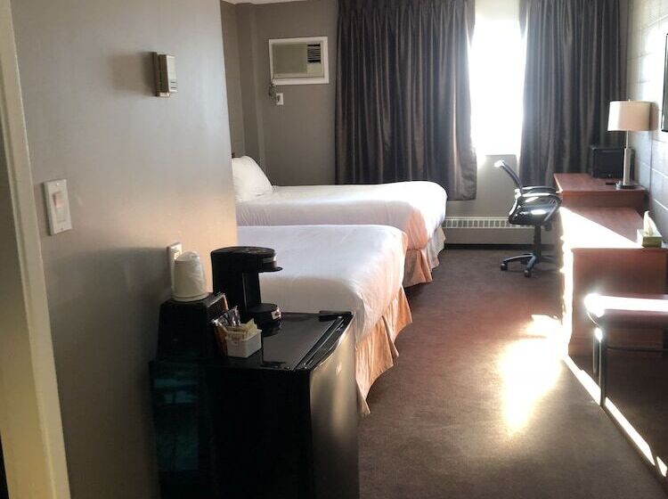 호텔 Slave Lake Inn & Conference Centre