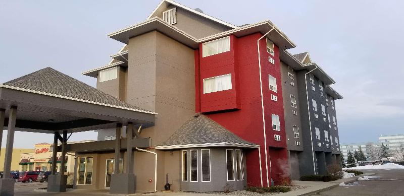 Surestay Plus Hotel By Best Western Lethbridge