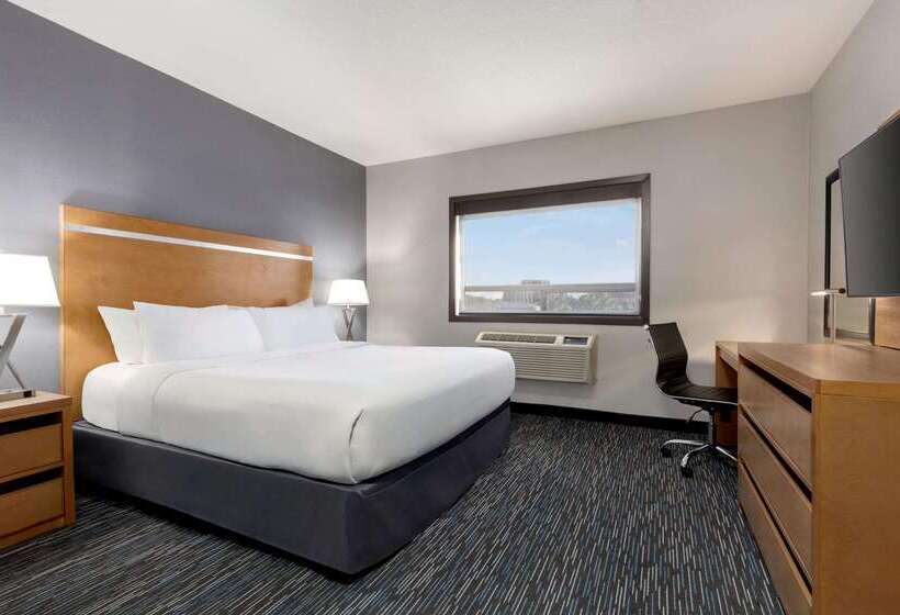 فندق Wingate By Wyndham Lethbridge