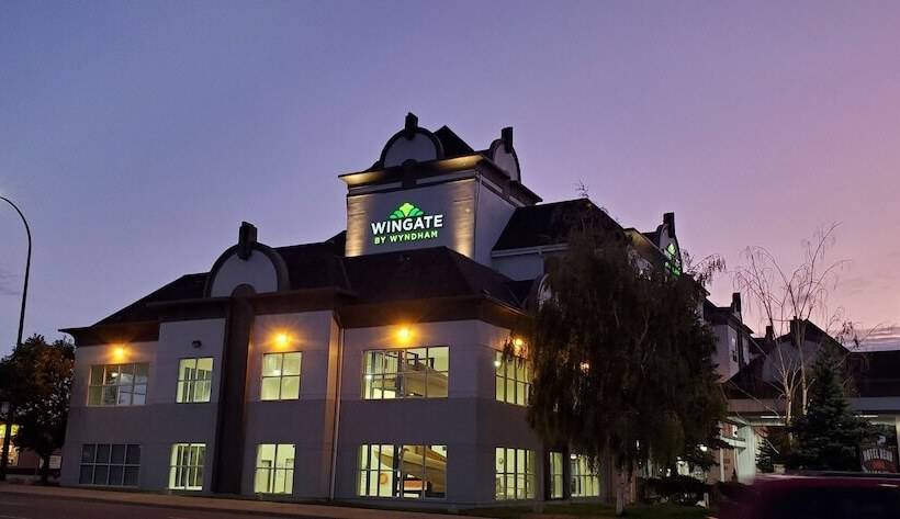 فندق Wingate By Wyndham Lethbridge