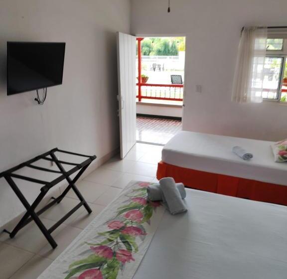 هتل Campestre La Floresta