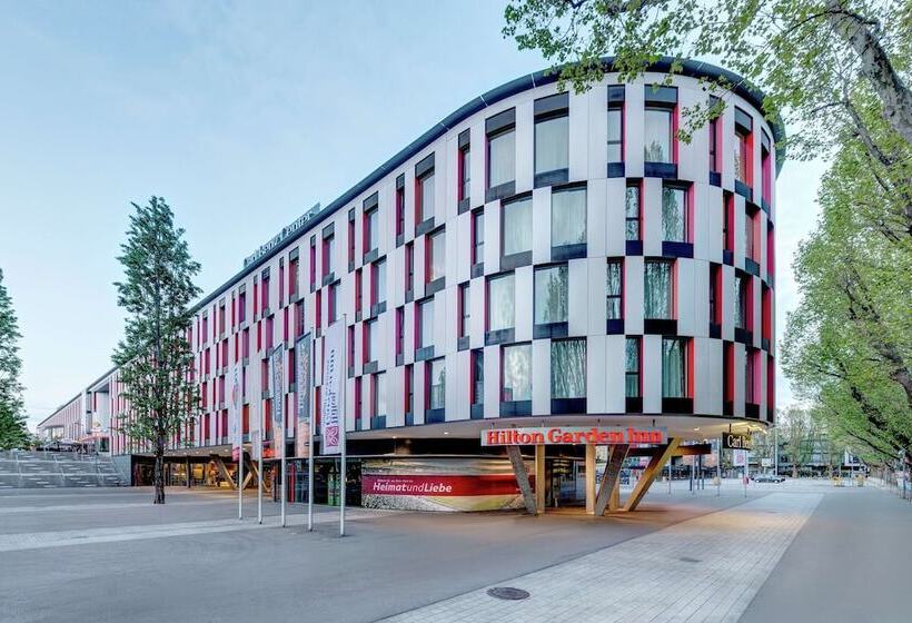هتل Hilton Garden Inn Stuttgart Neckarpark
