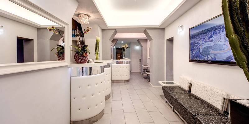 هتل Relais Fontana Di Trevi