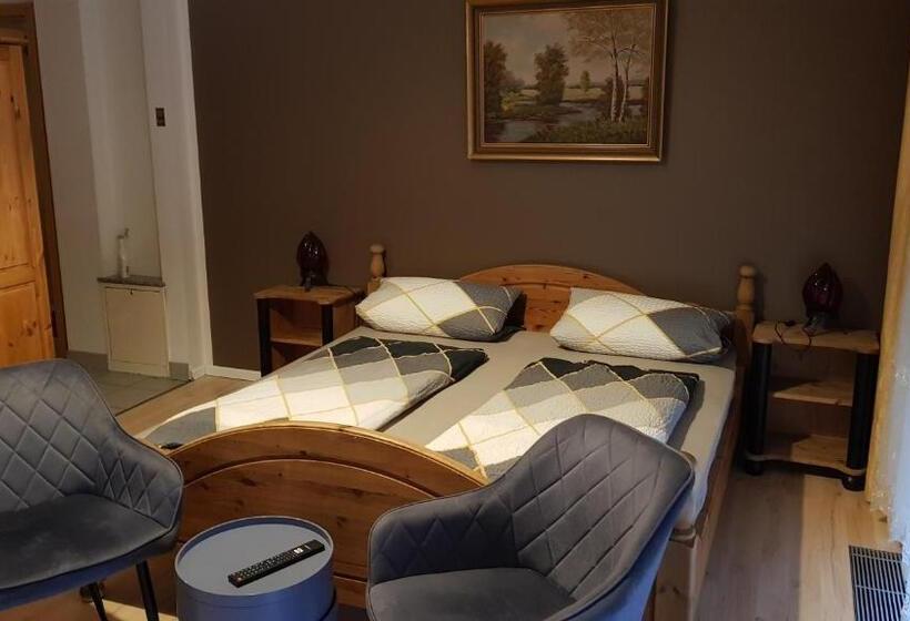 호텔 Und Appartementhaus Rheden