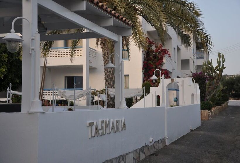 Tasmaria Apart
