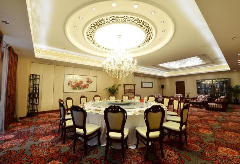 فندق The Royal Fortune