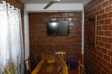 El Paraiso Apart
