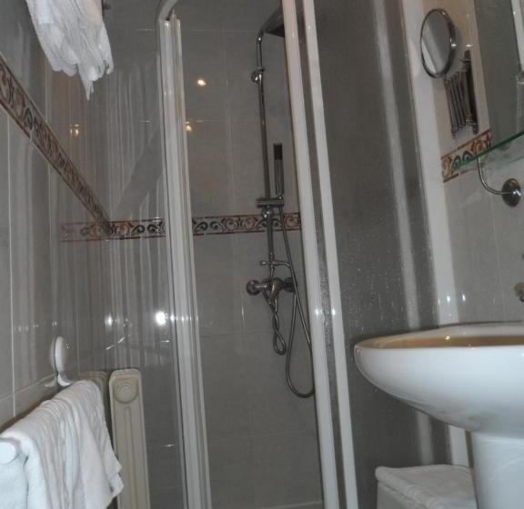 Hostal Coruña