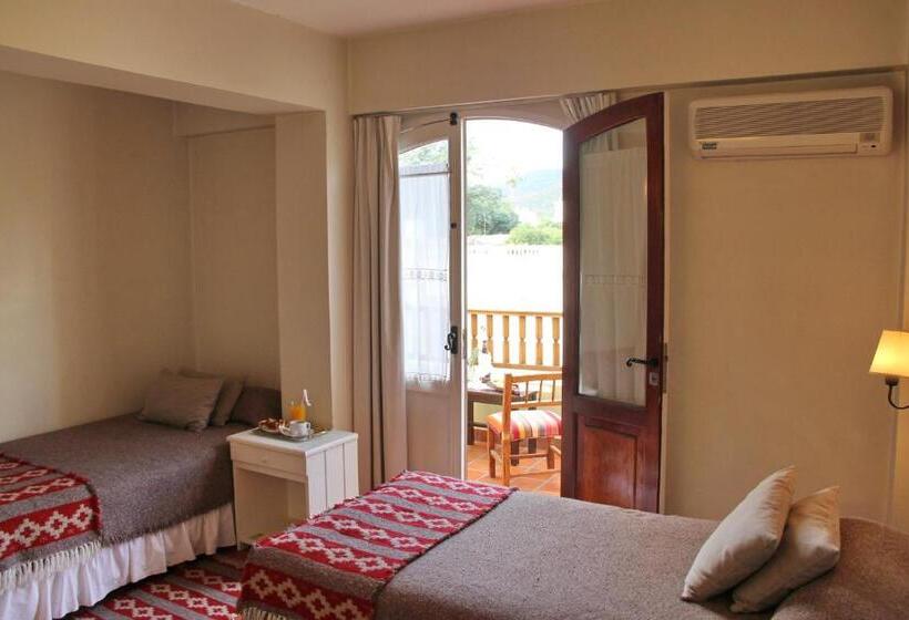 هتل Altos De Balcarce