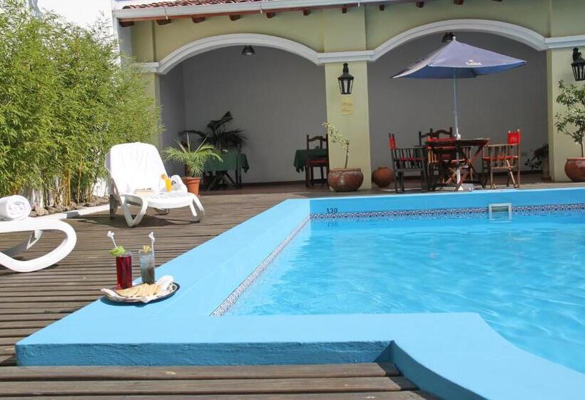 هتل Altos De Balcarce