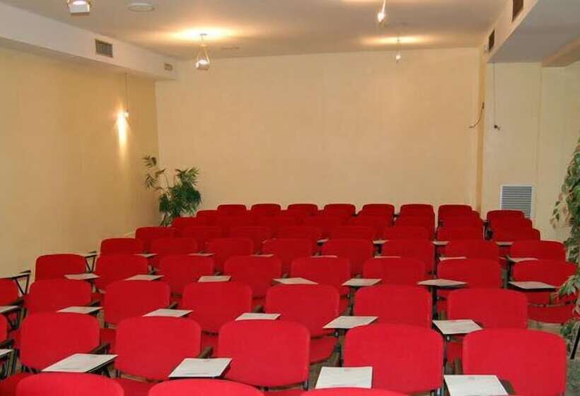 هتل Atrium