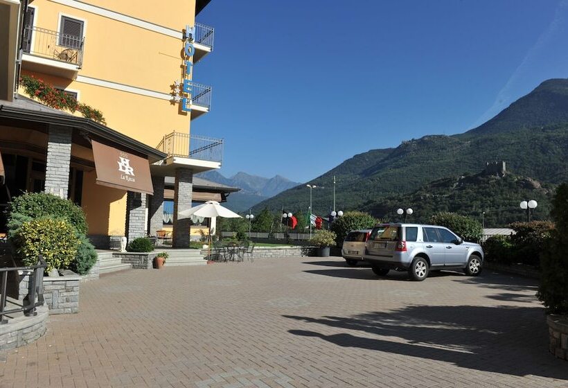 酒店 La Rocca Sport & Benessere