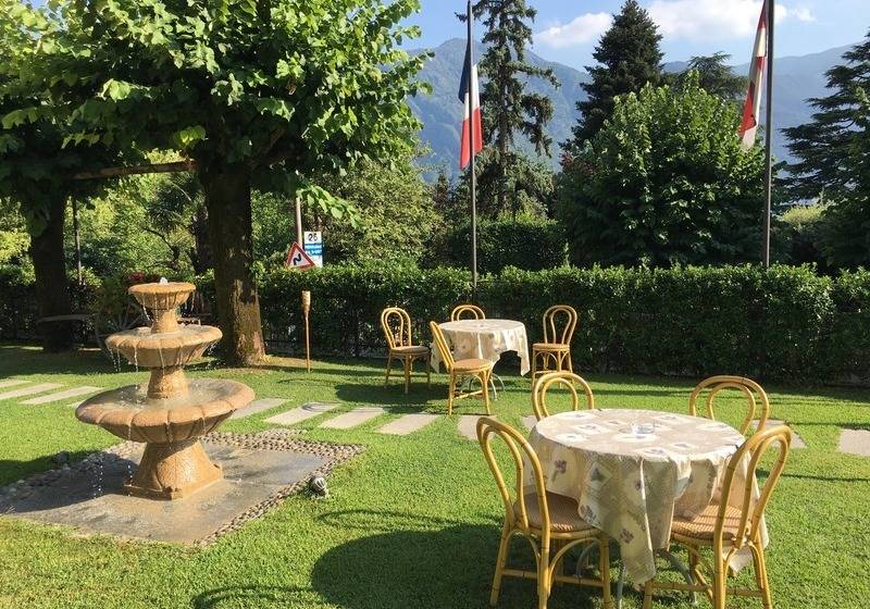 酒店 Lario