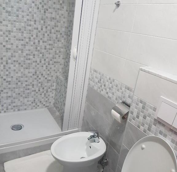 هتل Le Tre Stazioni