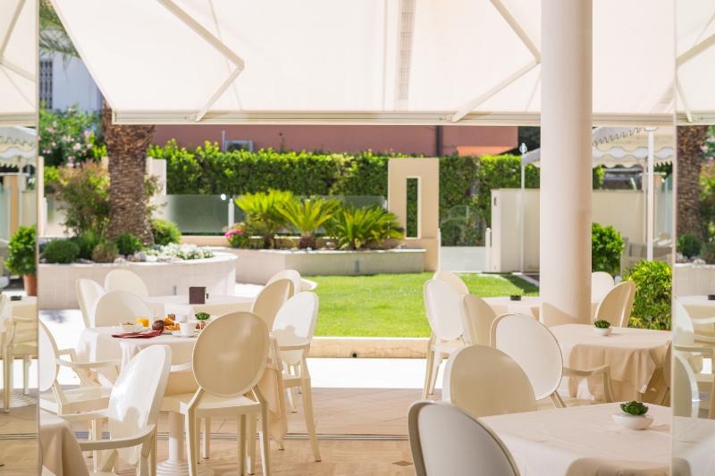 هتل Luna Riccione E Aqua Spa Only Adults +12