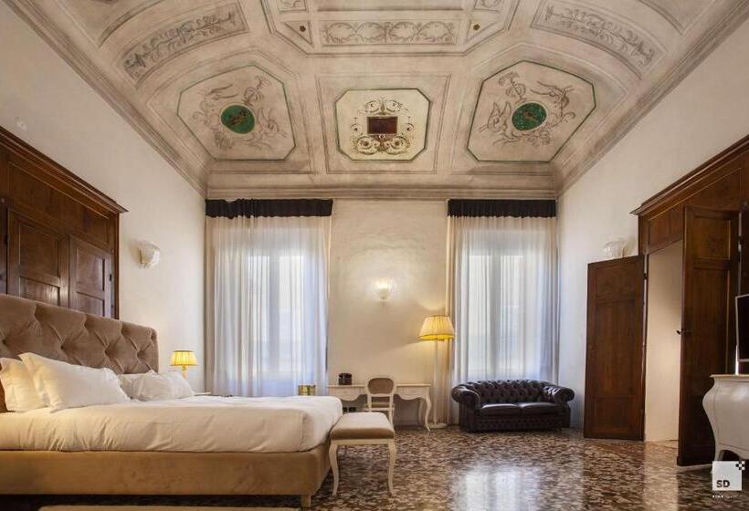 هتل Palazzo Galletti Abbiosi