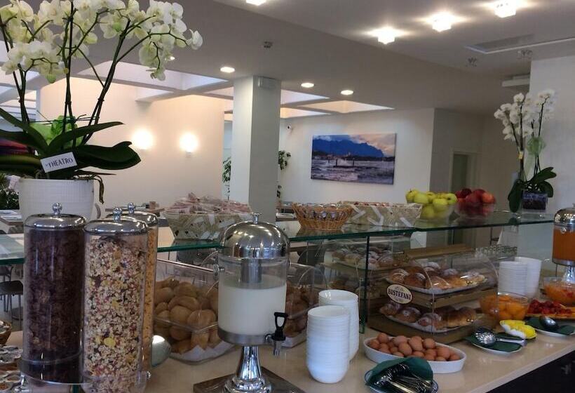 هتل Residence Holiday