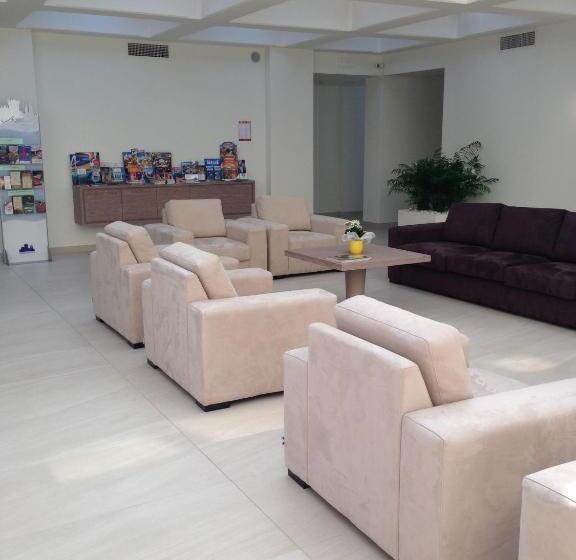 هتل Residence Holiday