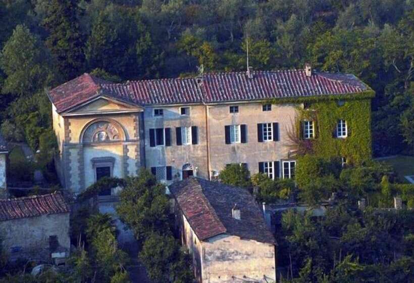 هتل Villa Michaela
