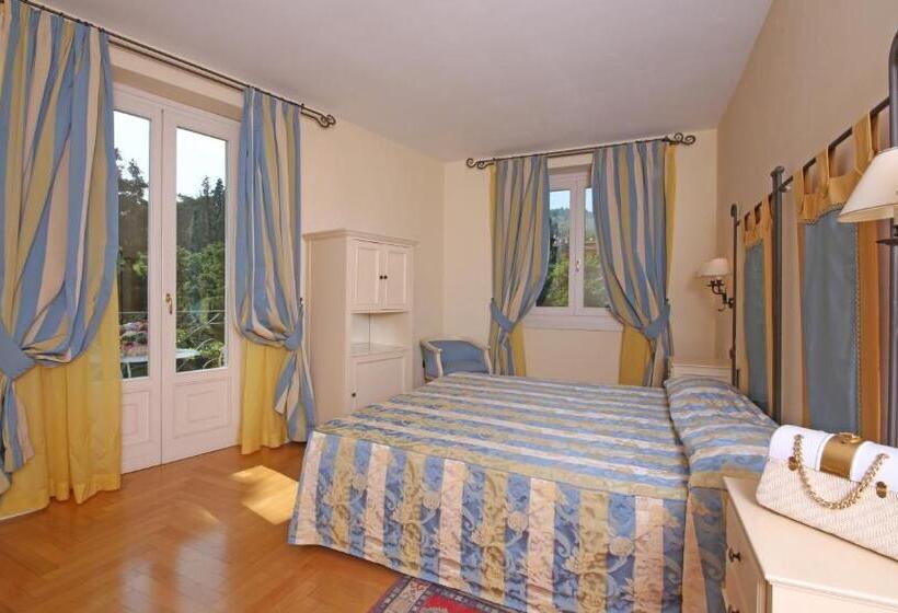 هتل Villa Sofia