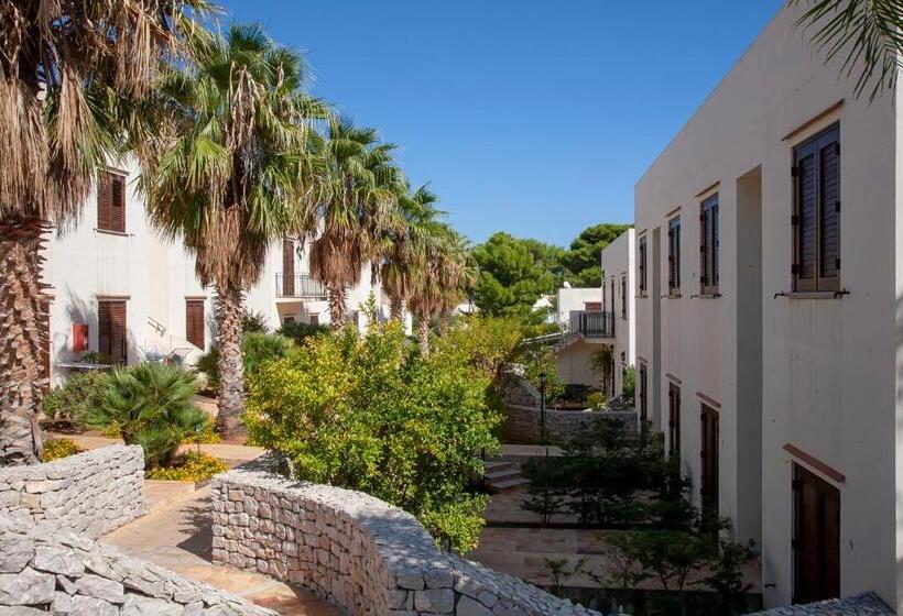 هتل Villaggio Cala Mancina