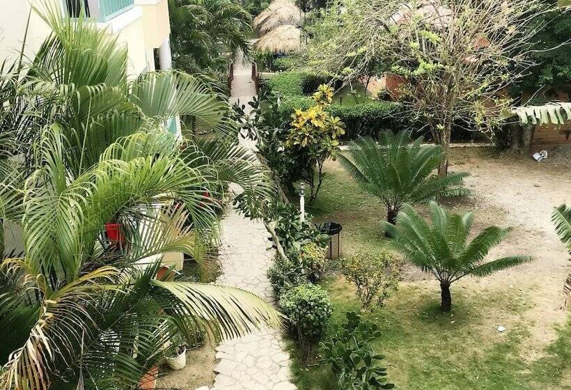 Plaza Real Resort