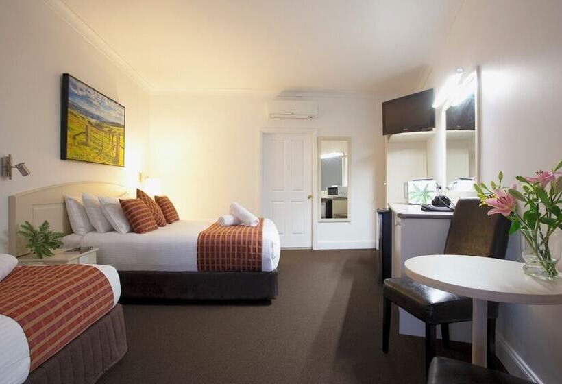 Bowen Inn Motel