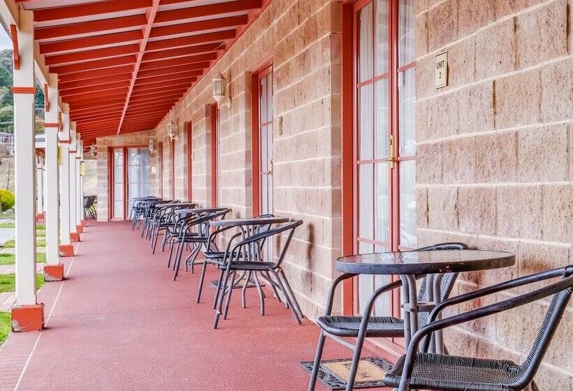 Bowen Inn Motel