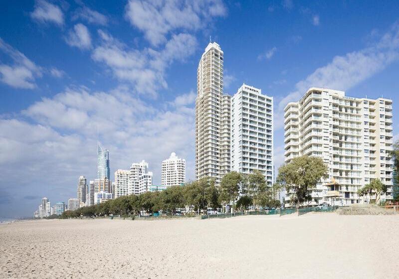 هتل Breakfree Beachpoint