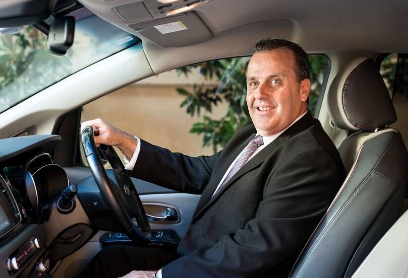 Отель Flynn Brisbane