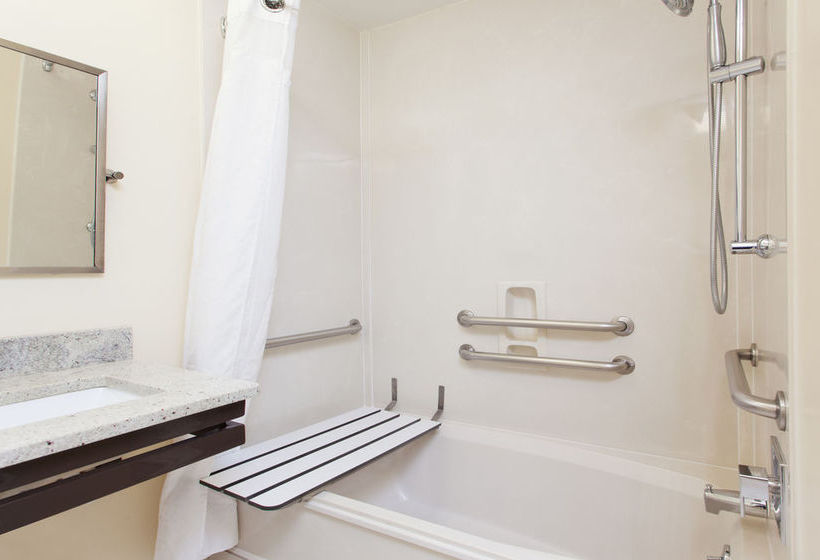 فندق Holiday Inn Express Dalton, An Ihg