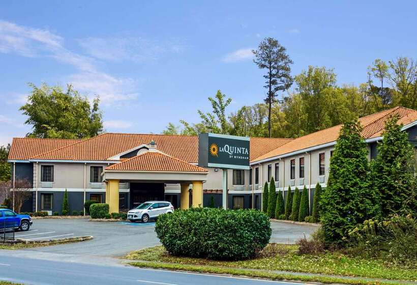 酒店 La Quinta Inn By Wyndham Radford