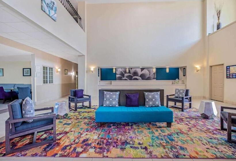 هتل La Quinta Inn & Suites By Wyndham Corpus Christi Northwest