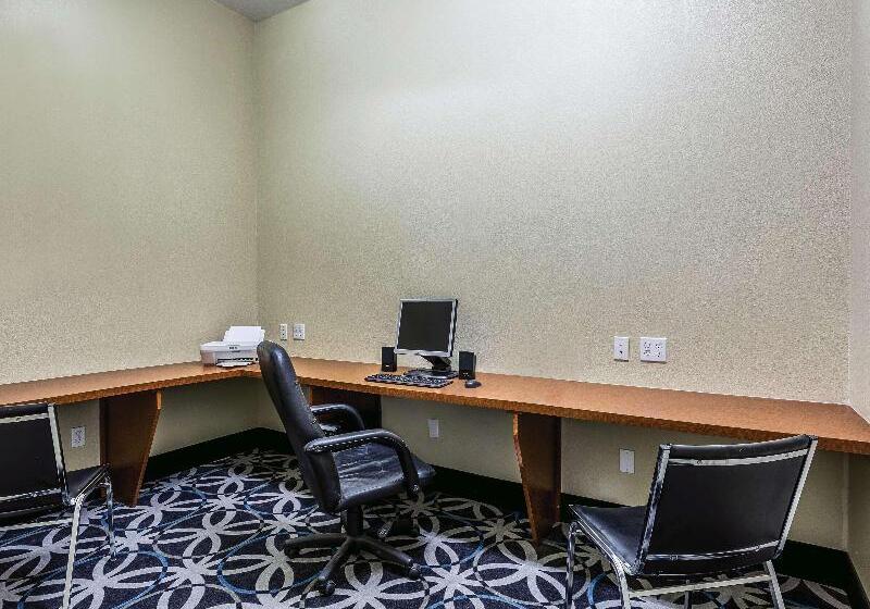 فندق La Quinta By Wyndham Deming