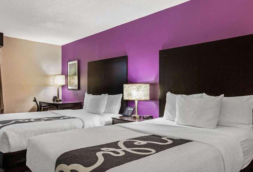 هتل La Quinta By Wyndham Miami Lakes