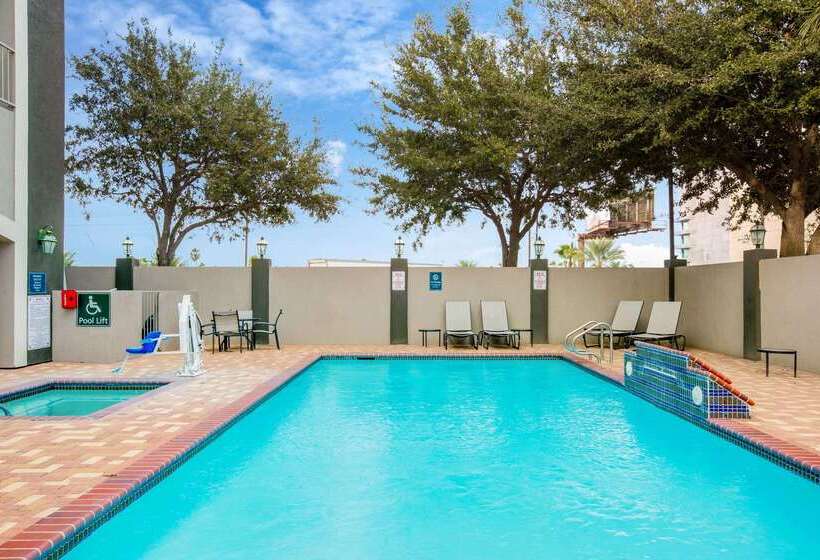 هتل La Quinta By Wyndham Mission At West Mcallen