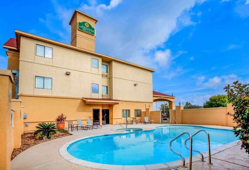 هتل La Quinta By Wyndham Pasadena