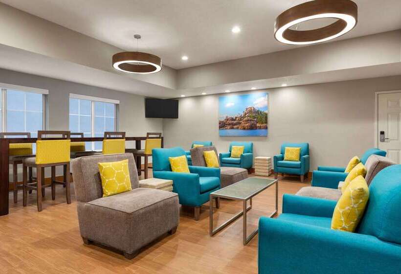 هتل La Quinta Inn And Suites By Wyndham At Watiki Waterpark