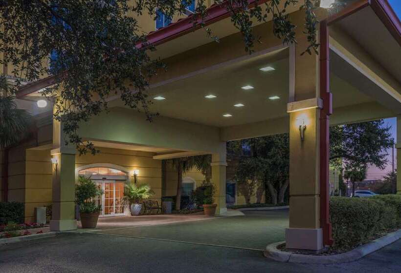 호텔 La Quinta By Wyndham San Antonio Medical Ctr. Nw