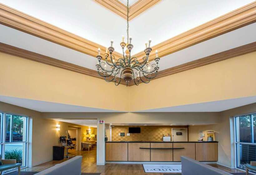 בית מלון כפרי La Quinta By Wyndham West Palm Beach Airport
