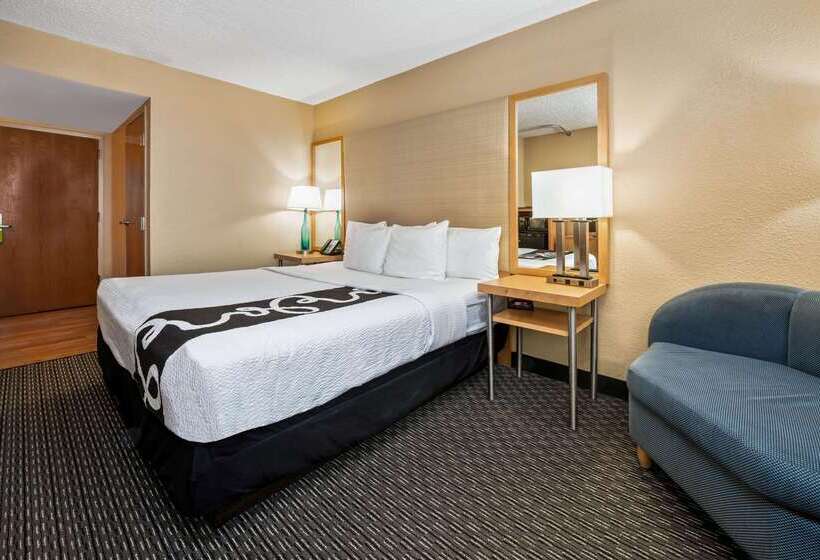 בית מלון כפרי La Quinta By Wyndham West Palm Beach Airport