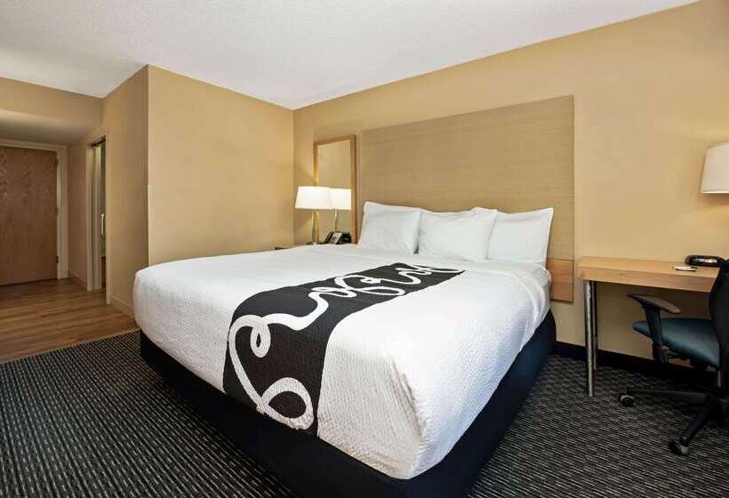 בית מלון כפרי La Quinta By Wyndham West Palm Beach Airport