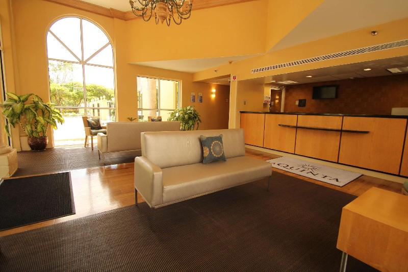 בית מלון כפרי La Quinta By Wyndham West Palm Beach Airport