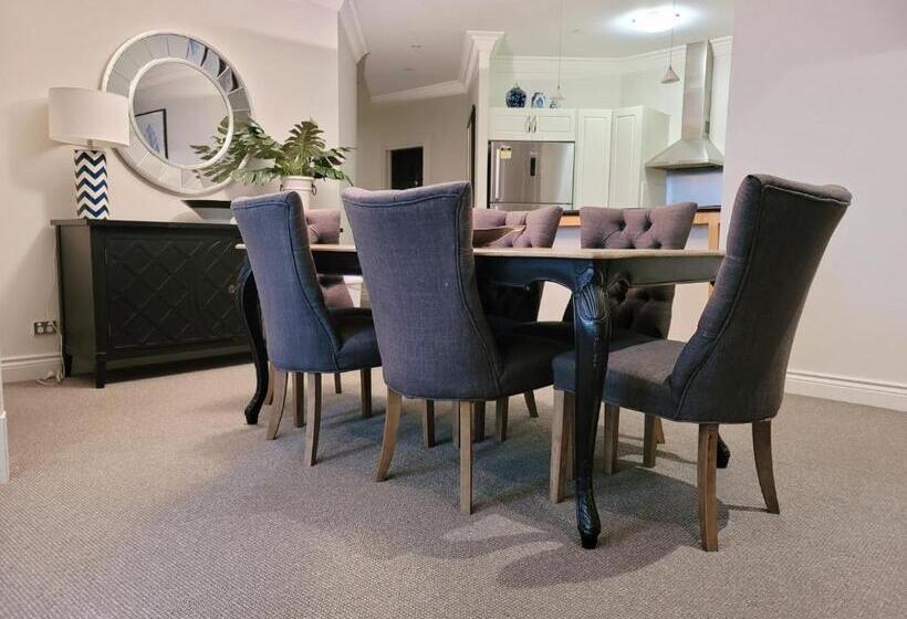 هتل Macarthur Chambers