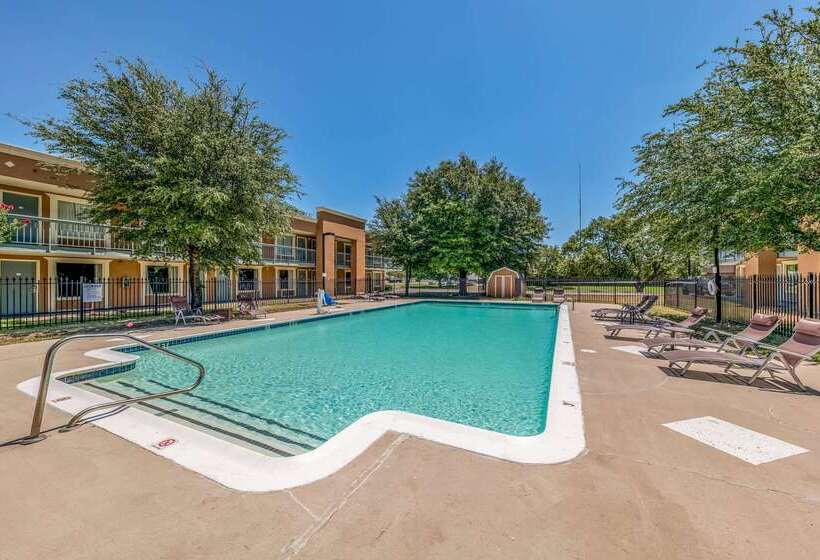 호텔 Quality Inn Gainesville