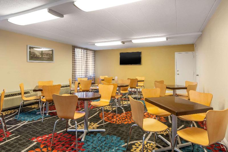 ホテル Quality Inn & Suites