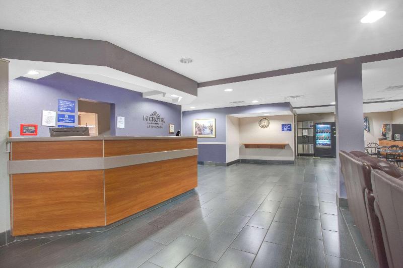 Microtel Inn And Suites Dover
