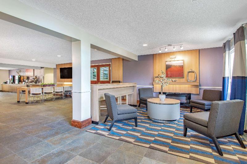 Microtel Inn & Suites By Wyndham Lillington/campbell University