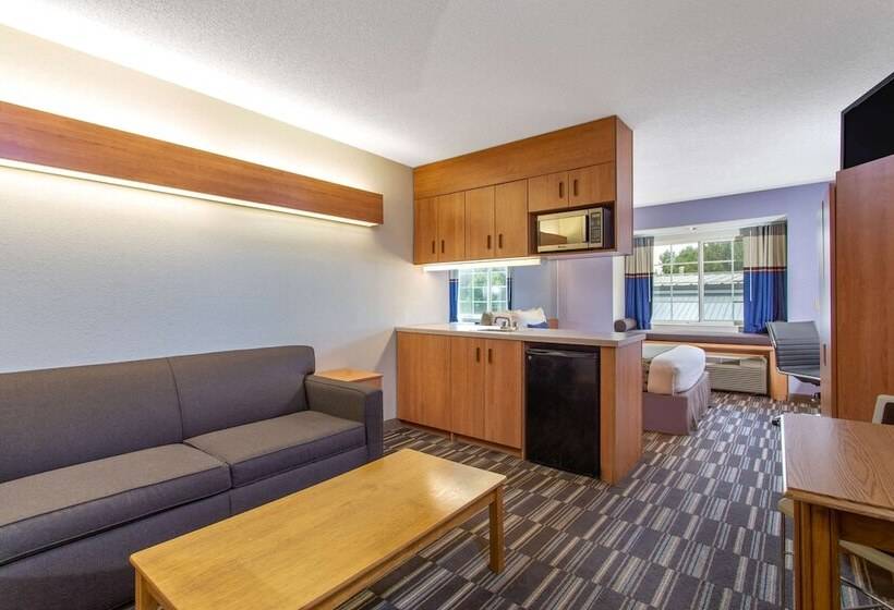 Microtel Inn & Suites By Wyndham Lillington/campbell University