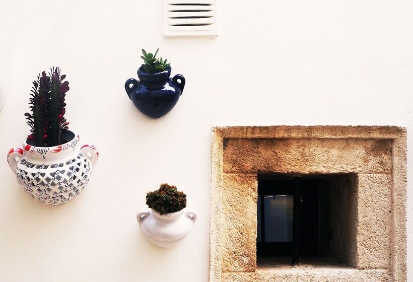 هتل Albergo Diffuso Sotto Le Cummerse